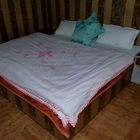 Kolong Retreat Hotel Kolang Luaran gambar