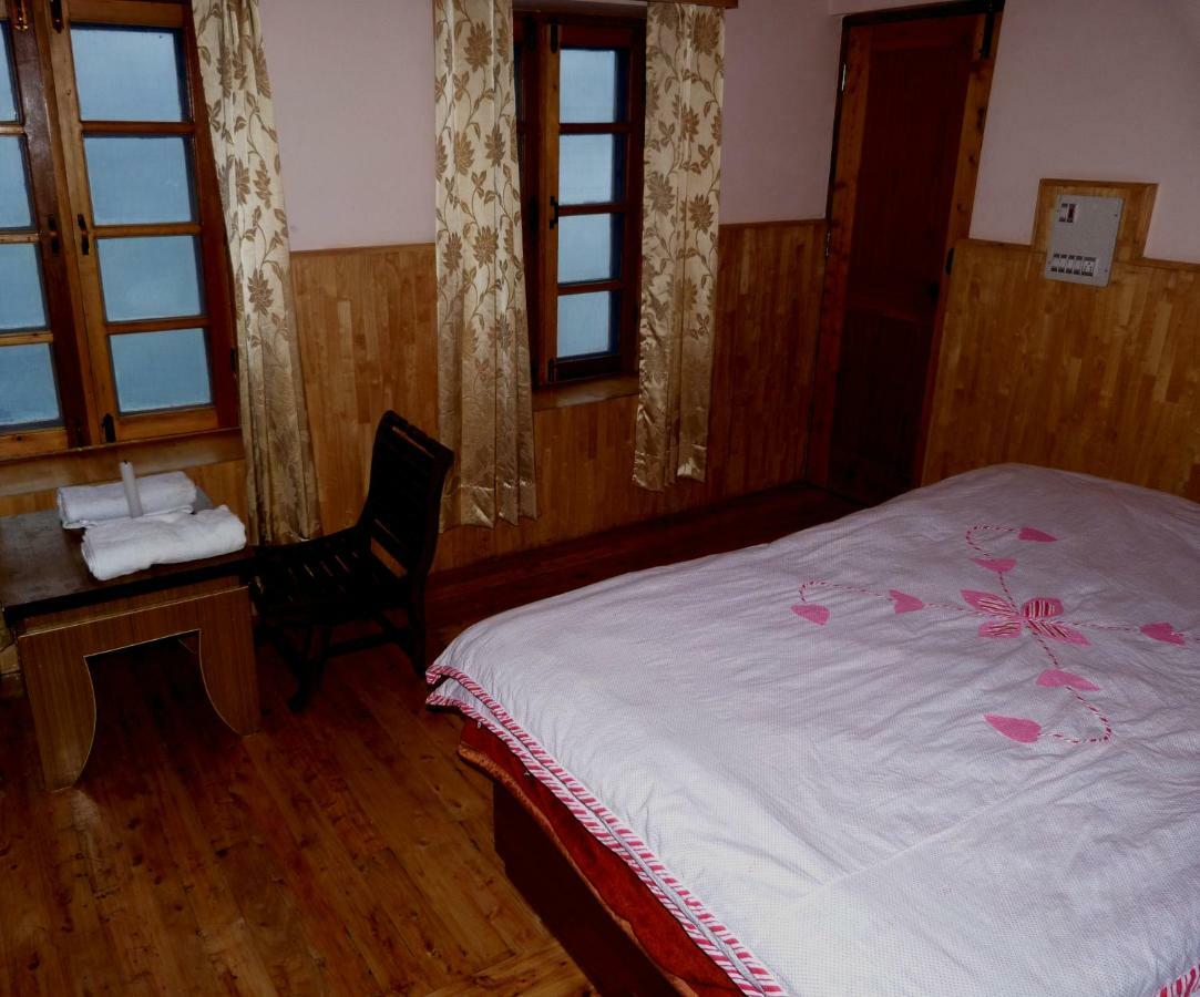 Kolong Retreat Hotel Kolang Luaran gambar
