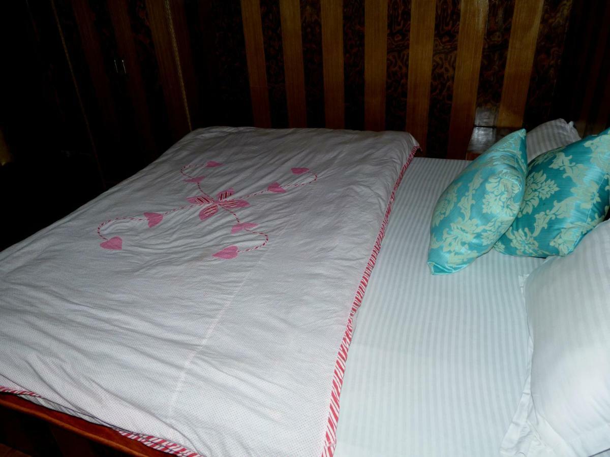 Kolong Retreat Hotel Kolang Luaran gambar