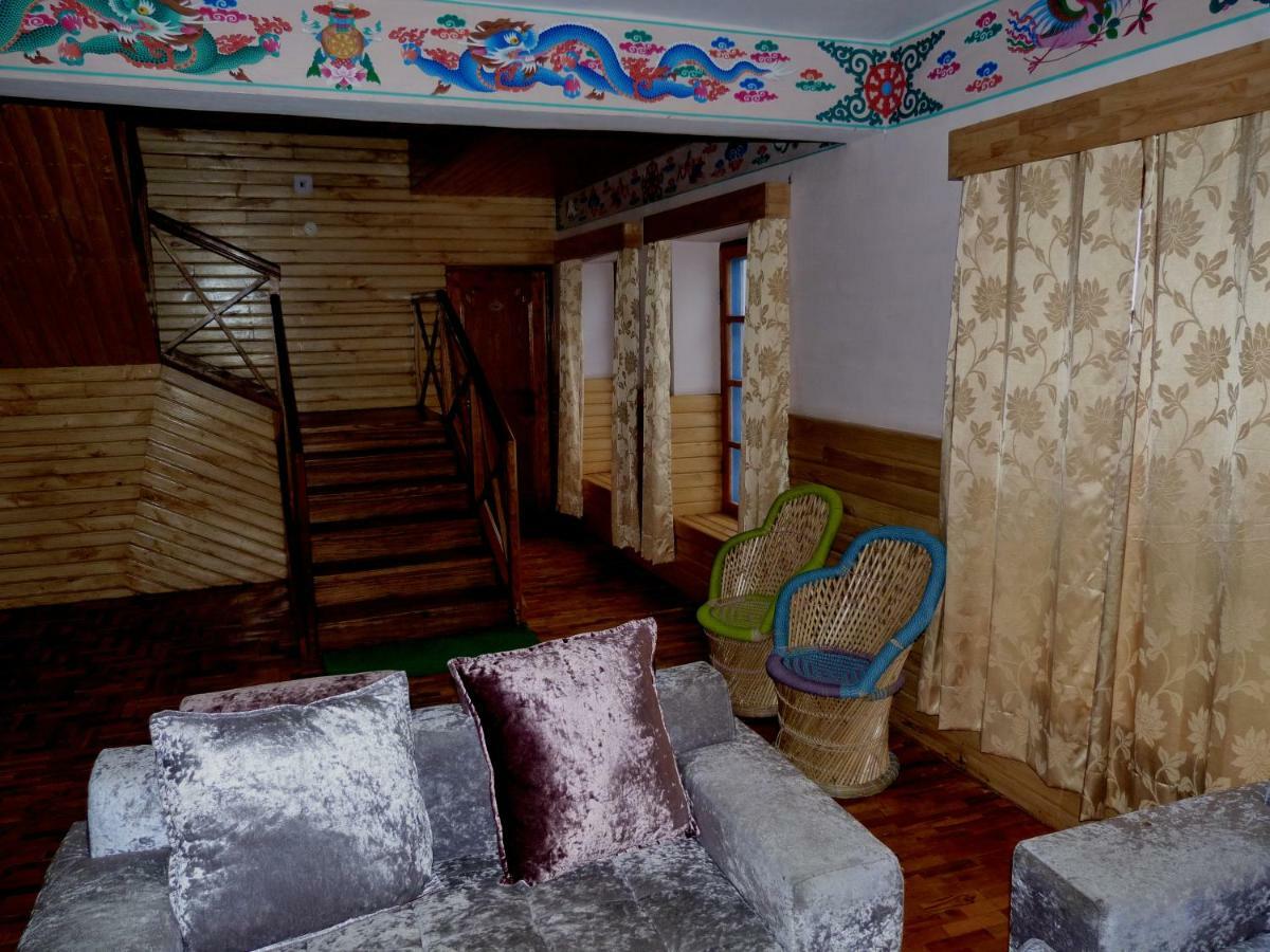 Kolong Retreat Hotel Kolang Luaran gambar