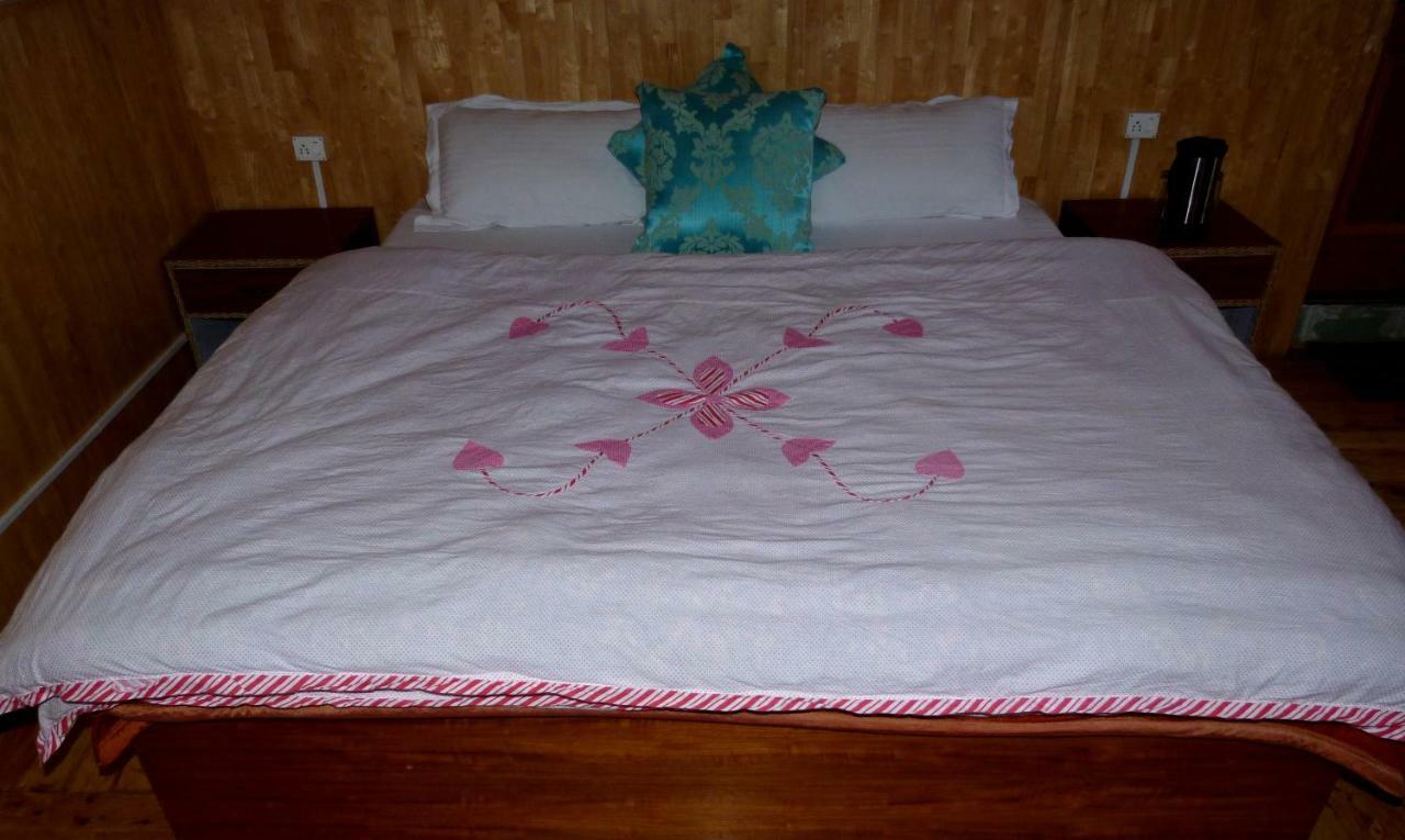 Kolong Retreat Hotel Kolang Luaran gambar